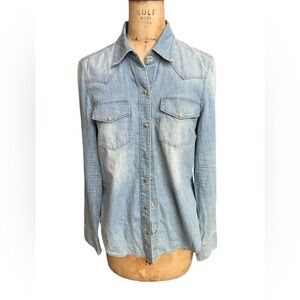 Level 99 Stacey western button up size M